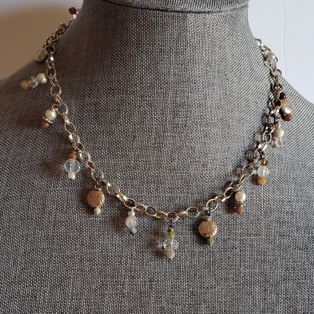Vtg. Natural Stones And Faux Pearls Dangled Charms Necklace - Picture 2 of 7